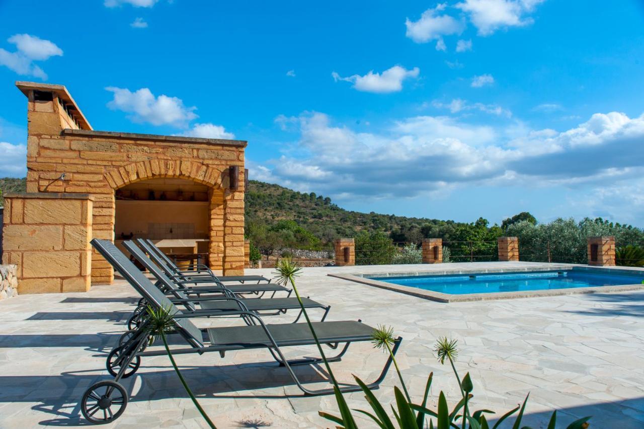 Finca Cas Padri Martet Sant Llorenc Des Cardassar Exterior foto